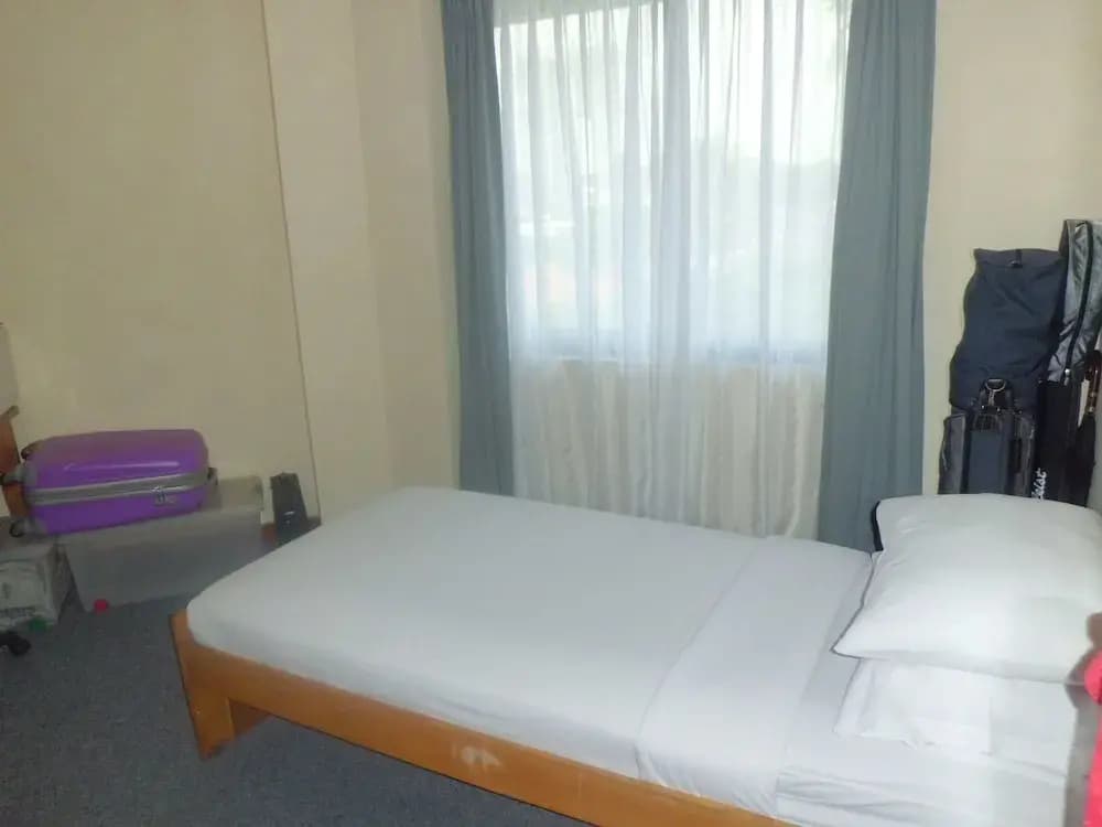 ZEN Rooms Cilandak - photo 25