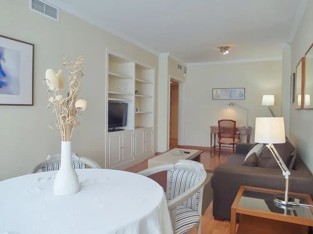 DFlat Escultor Madrid 302 Apartments - photo 6