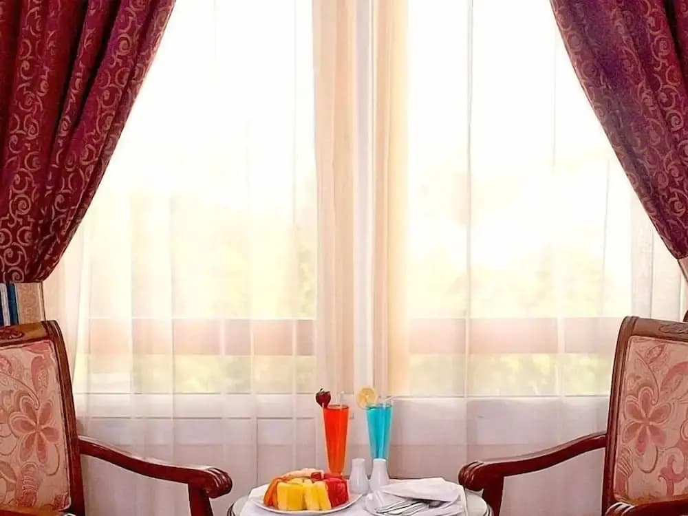 Safeer Hotel Suites - photo 20
