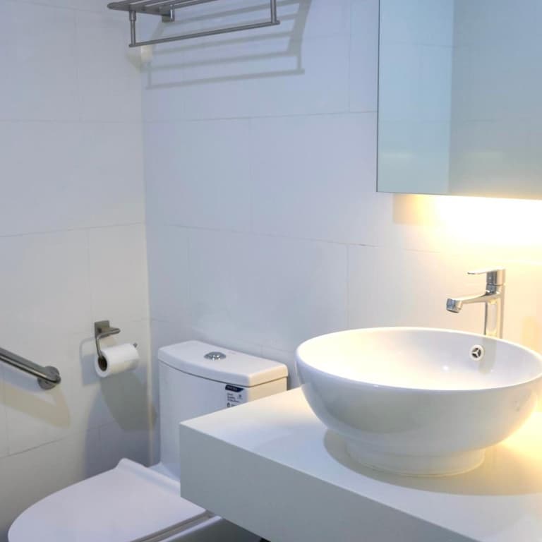 Stallions Suites Penang - photo 11