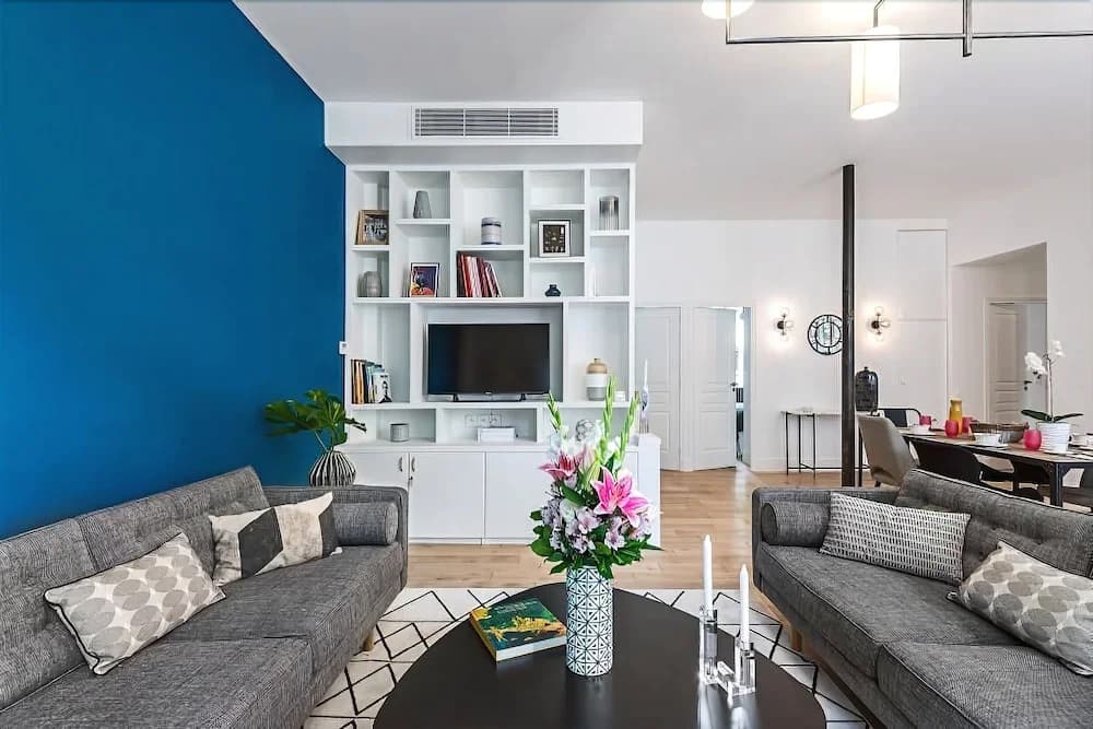 Saint Germain Bon March Chic Three Bedroom - photo 3