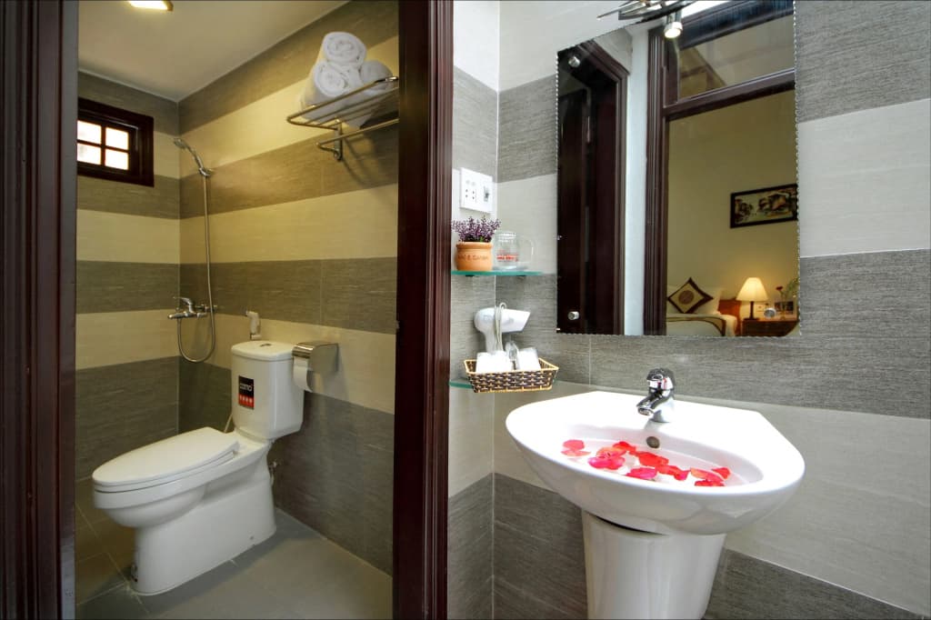 Blue Lake Homestay - photo 8