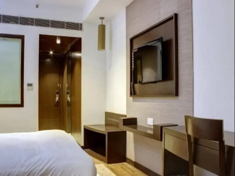 Aavaa Surya Continental Hotel - photo 8
