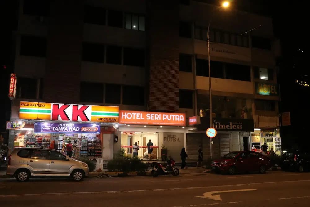 Hotel Seri Putra - photo 23
