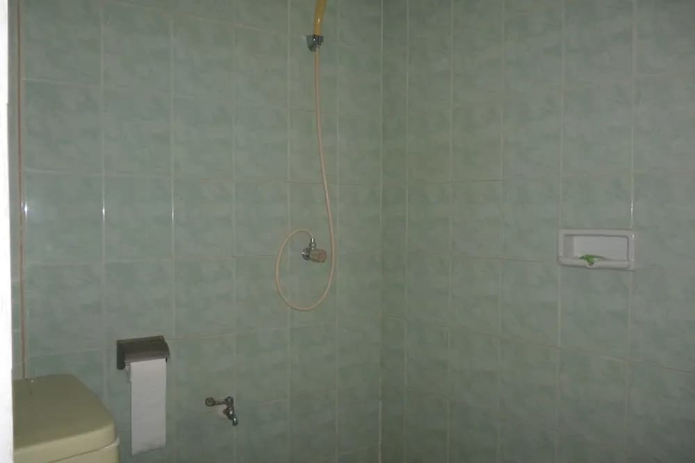 Pondok Santhi Homestay - photo 13