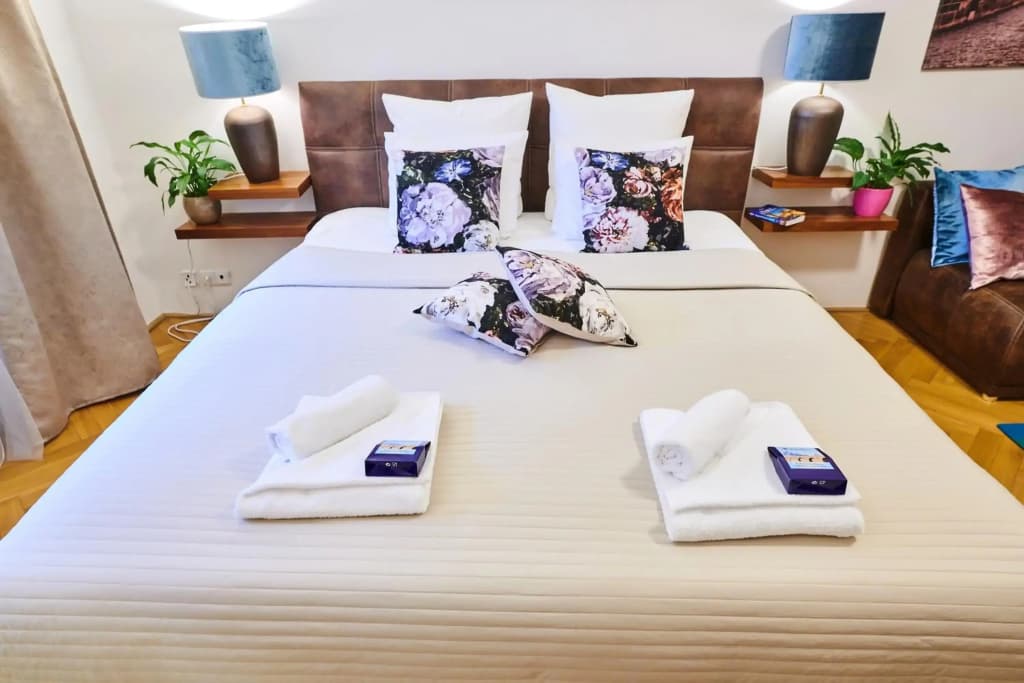 Royal Route Residence - photo 25