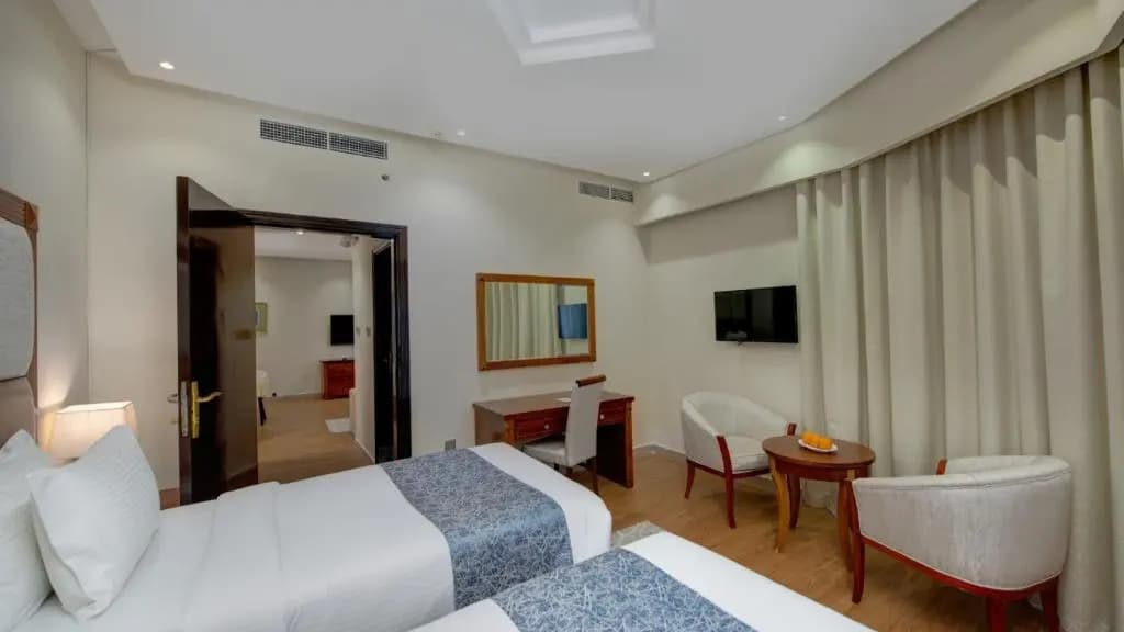 Vendome Plaza Hotel - photo 45