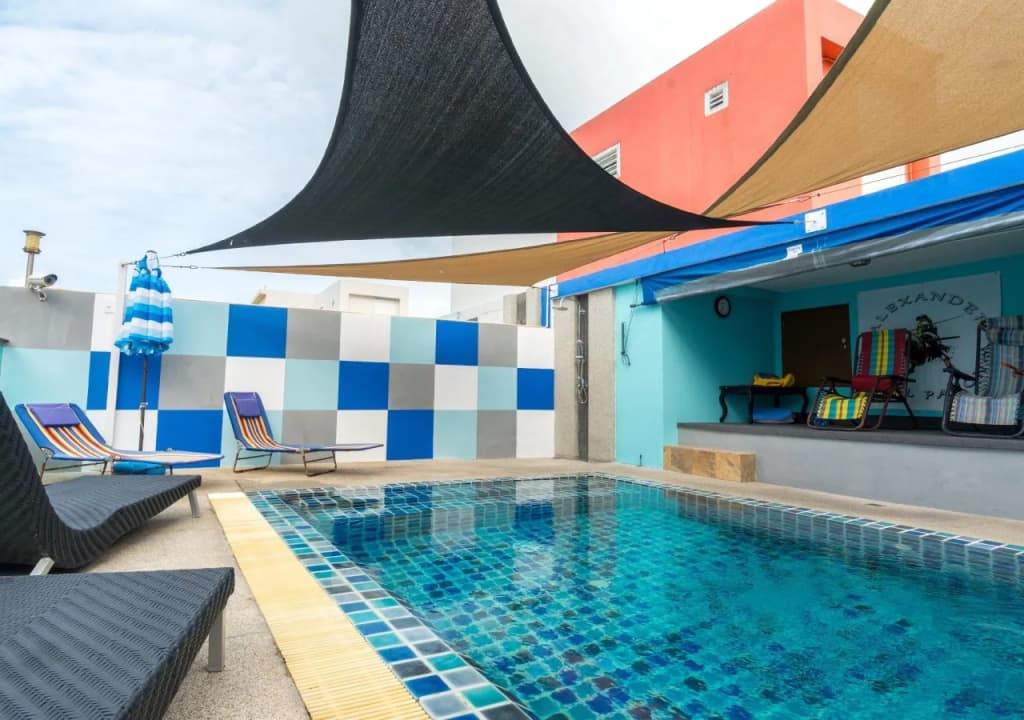 Alexander Hotel Patong - photo 6