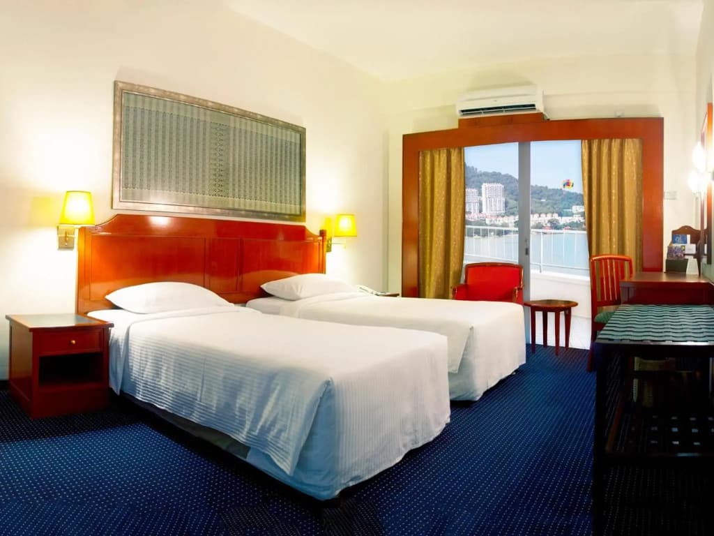 Rainbow Paradise Beach Resort - photo 5