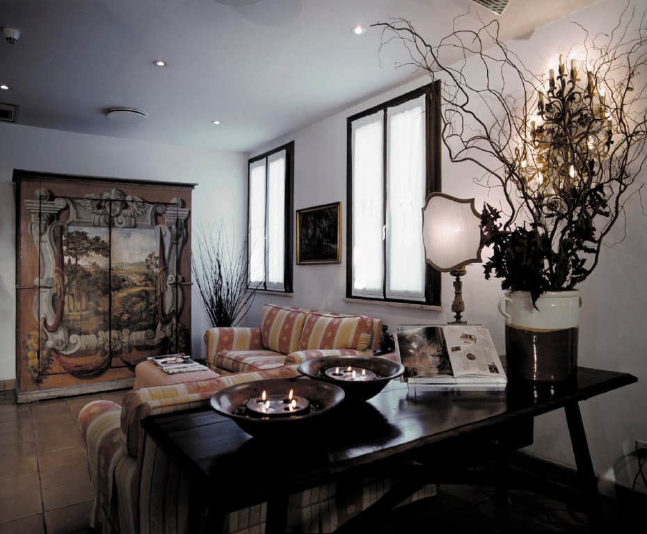 Hotel Columbia - photo 3