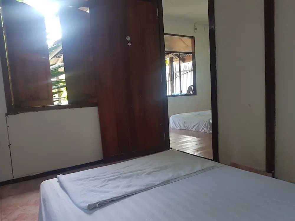 Back to Nature Hut - photo 5