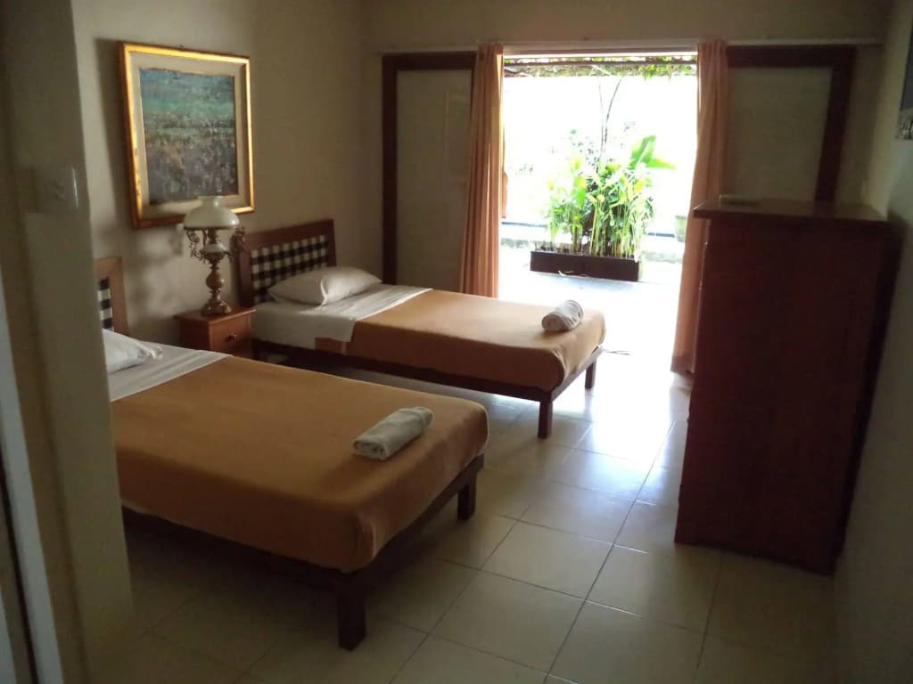Lokasari Bungalows Spa & Gallery - photo 3