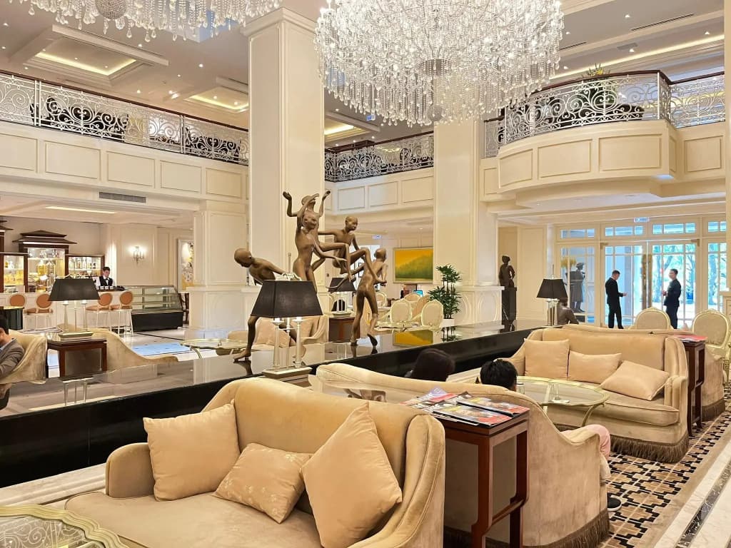 Apricot Hotel - photo 2