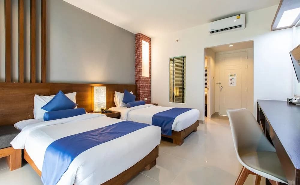 Blu Boat Pool Access Resort and Villas - photo 4