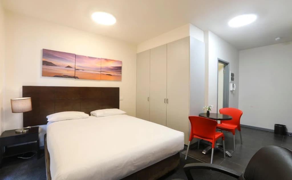 Alston Apartments - photo 3