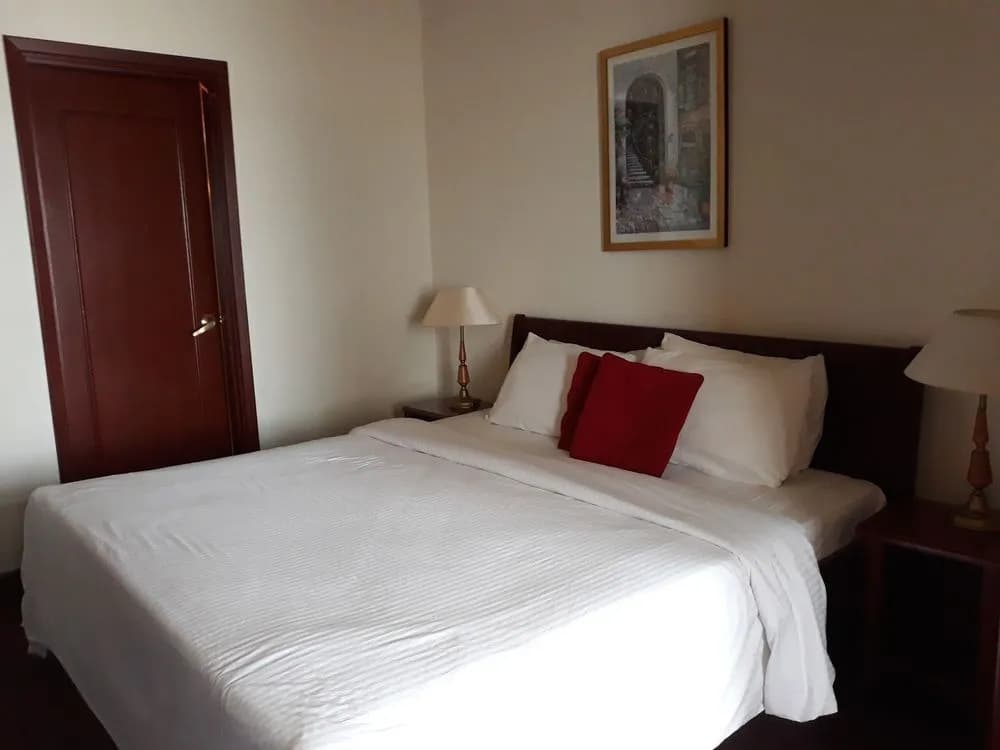 1Imbi Suites Times Square - photo 3