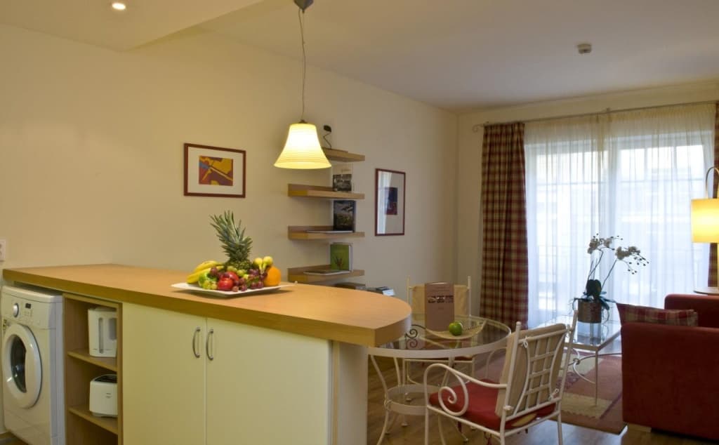 Mamaison Residence Izabella Budapest - photo 22