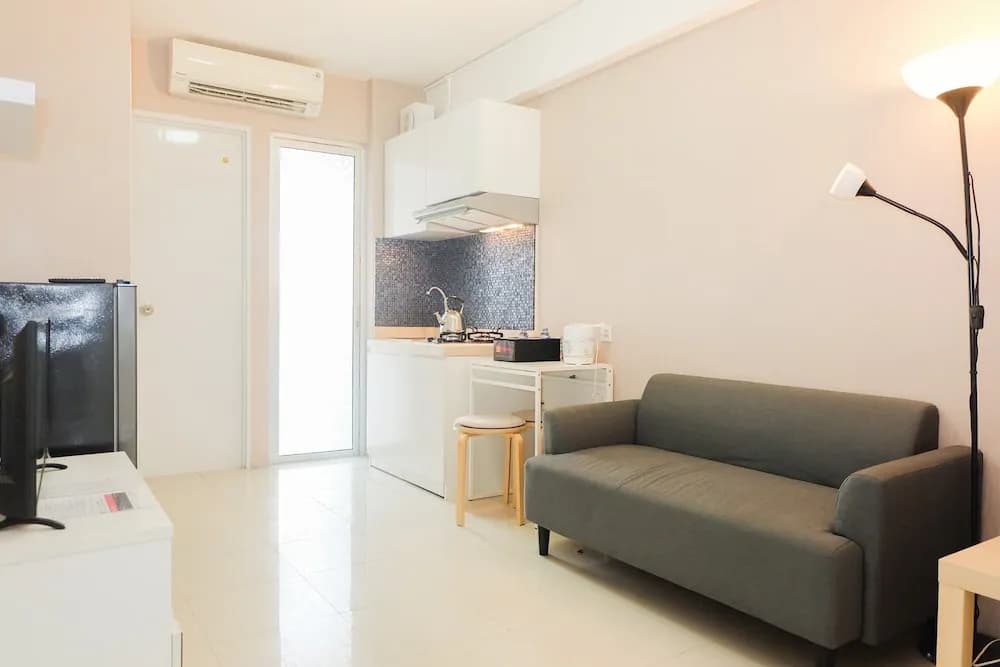 Simply 2BR at Bassura City Apartment - photo 5