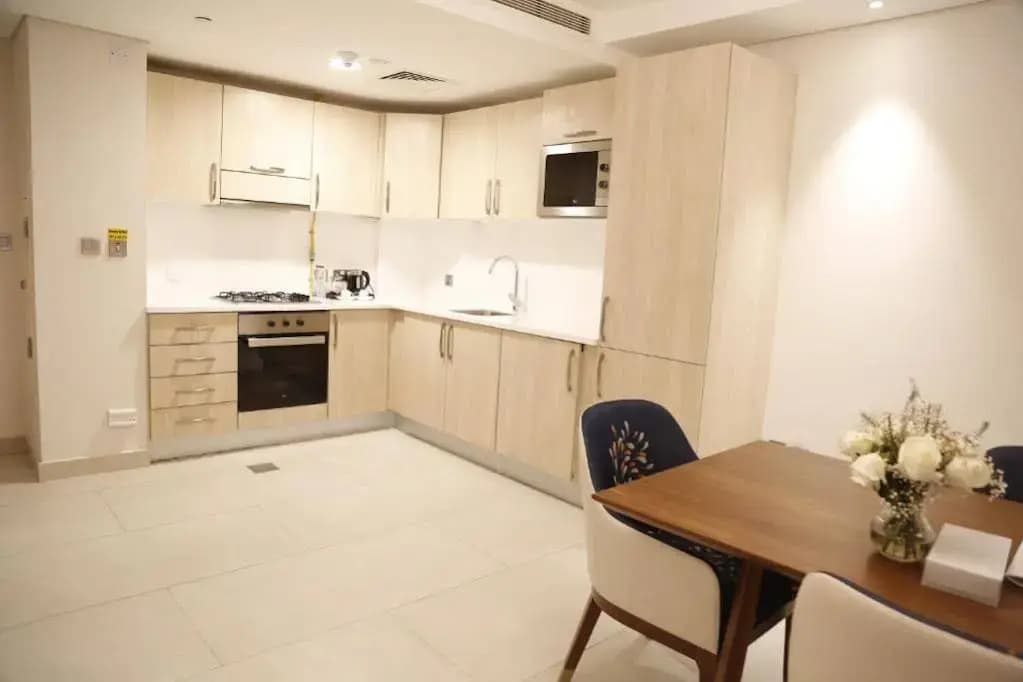 Waterfront Hotel and Apartment - photo 18