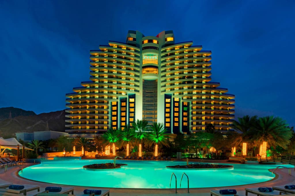 Le Meridien Al Aqah Beach Resort - photo 1
