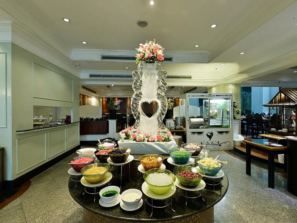 Hotel Windsor Suites Bangkok - photo 9