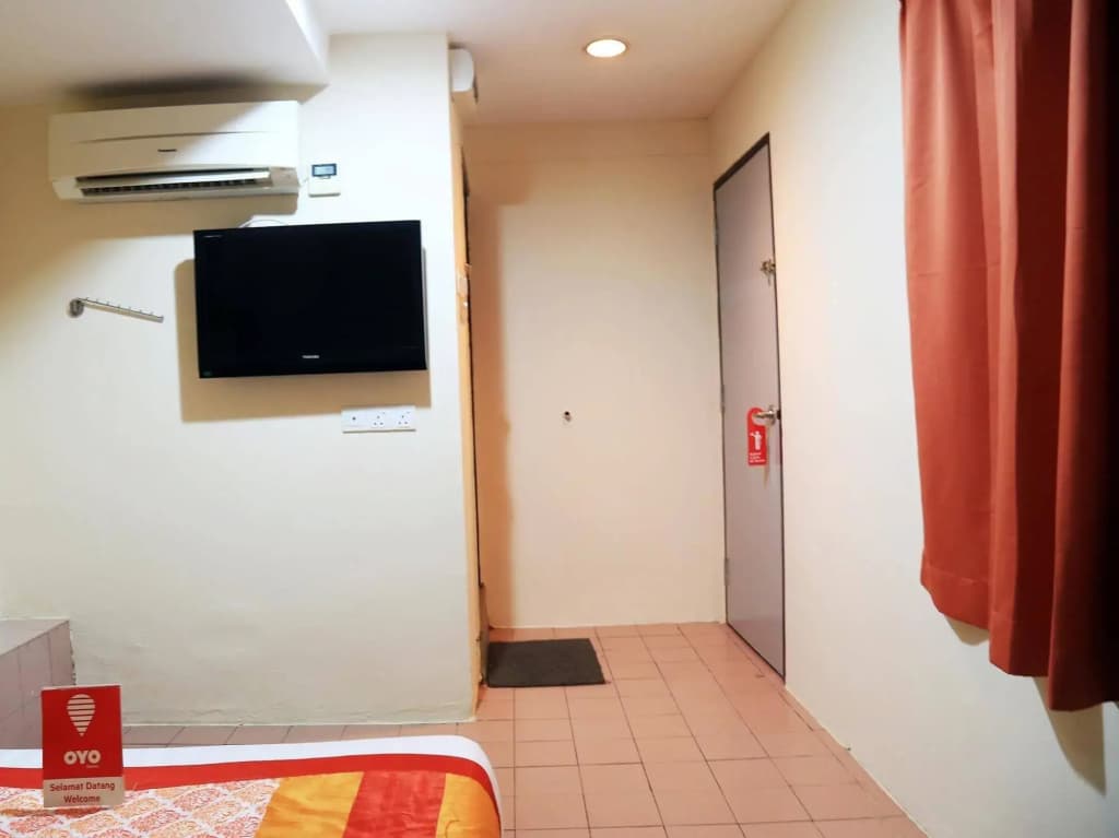 Hotel Surya - photo 8