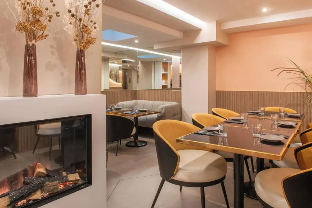 Hotel Arc Elysees - photo 19