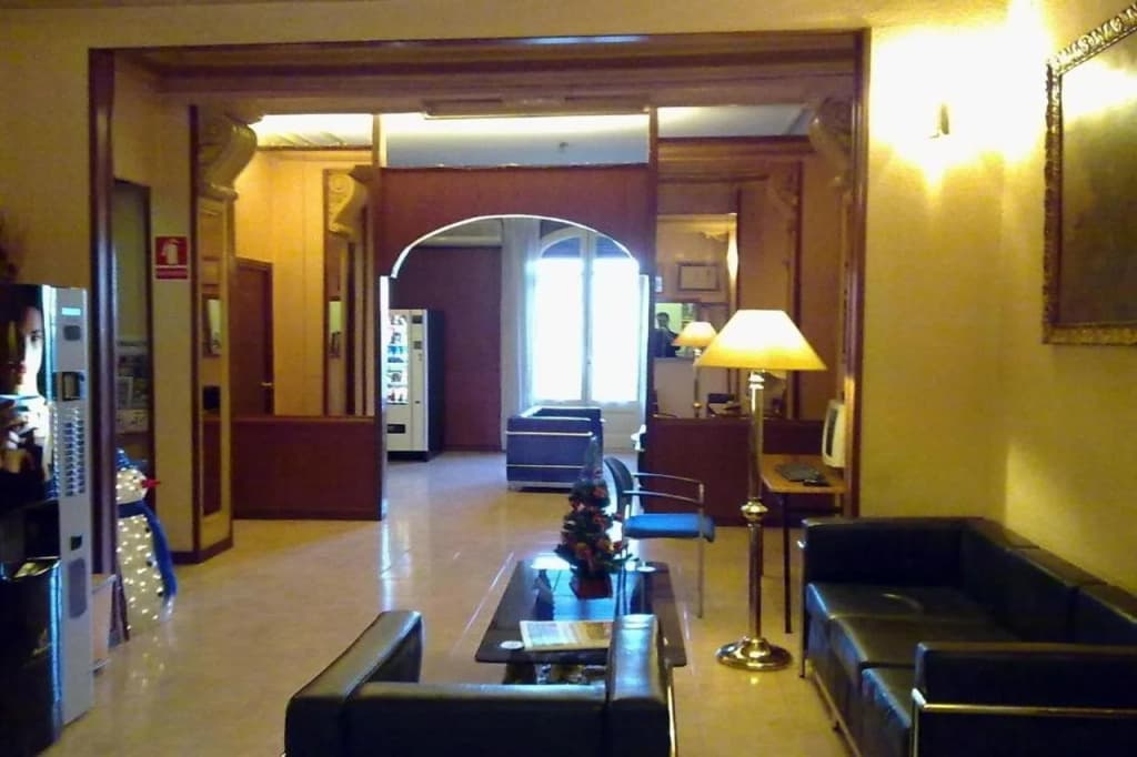 Hotel Toledano Ramblas - photo 2