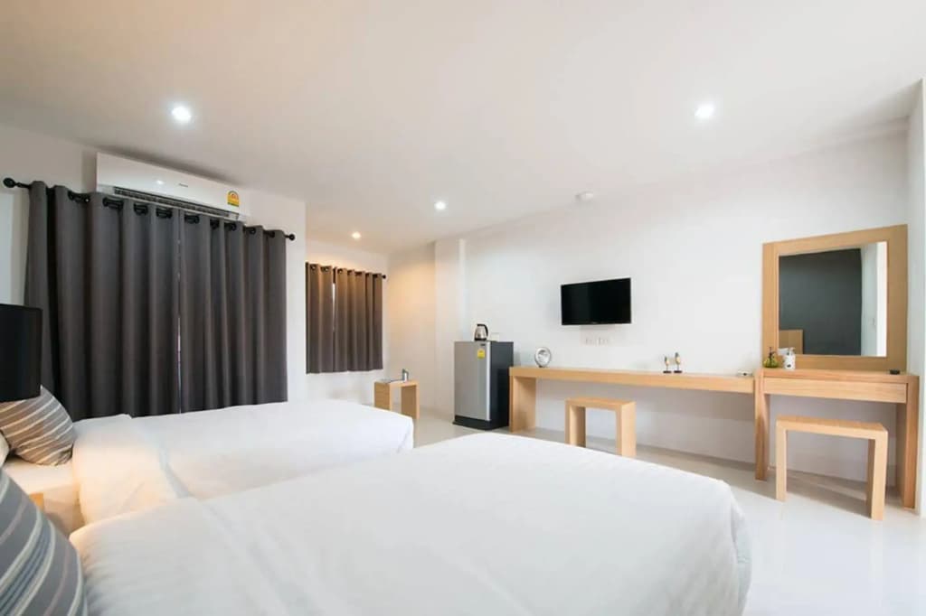 Pixel Hostel Phuket Airport - photo 5