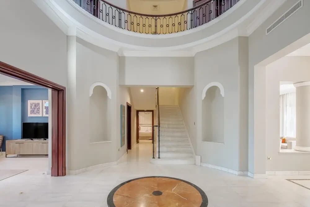 Prvt Pool Beach in Luxury Palm Jumeirah Villa - photo 12