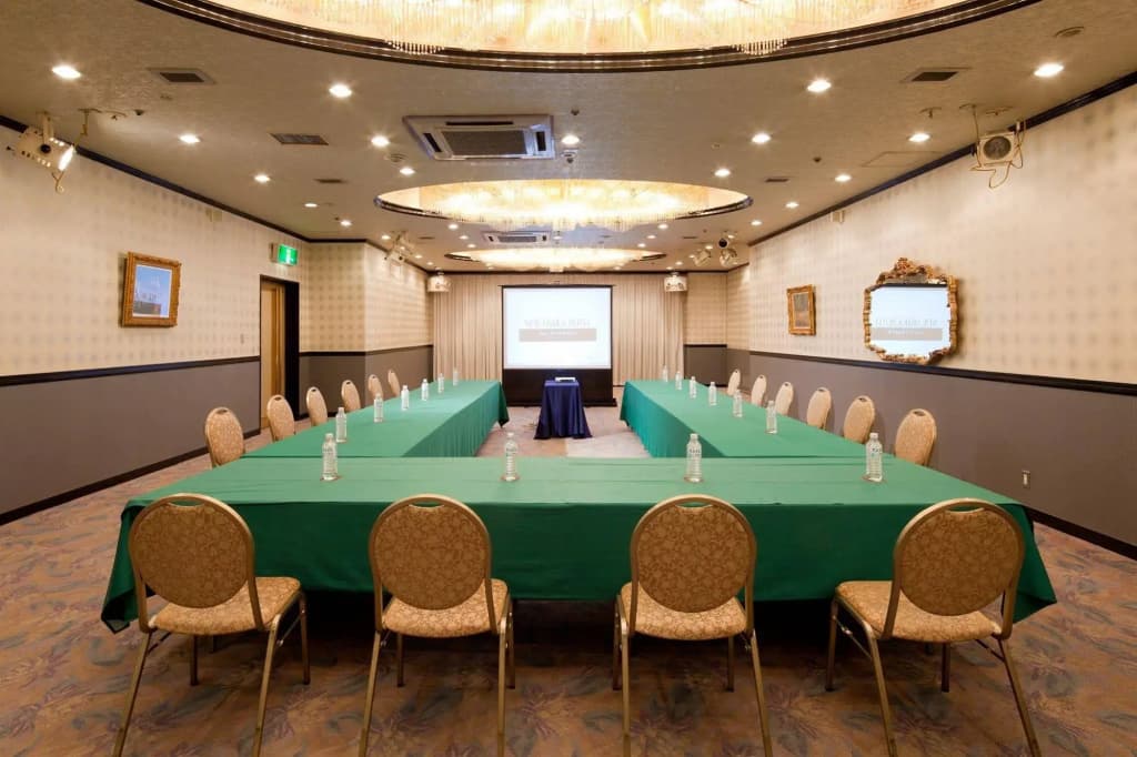 New Osaka Hotel - photo 21