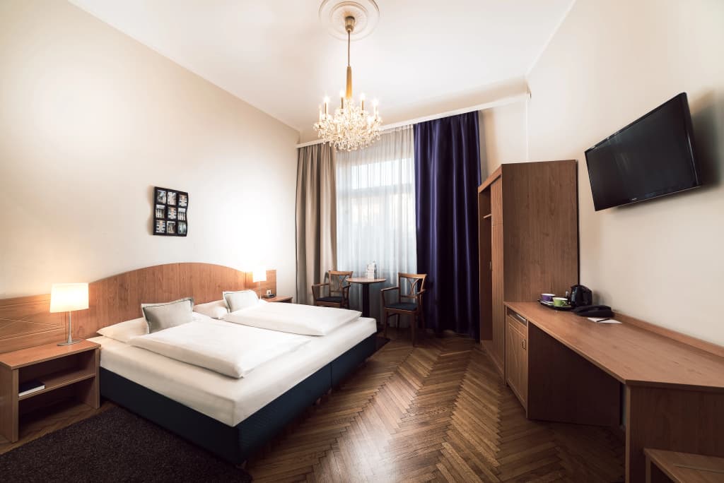 BoutiqueHOTEL Donauwalzer - photo 30