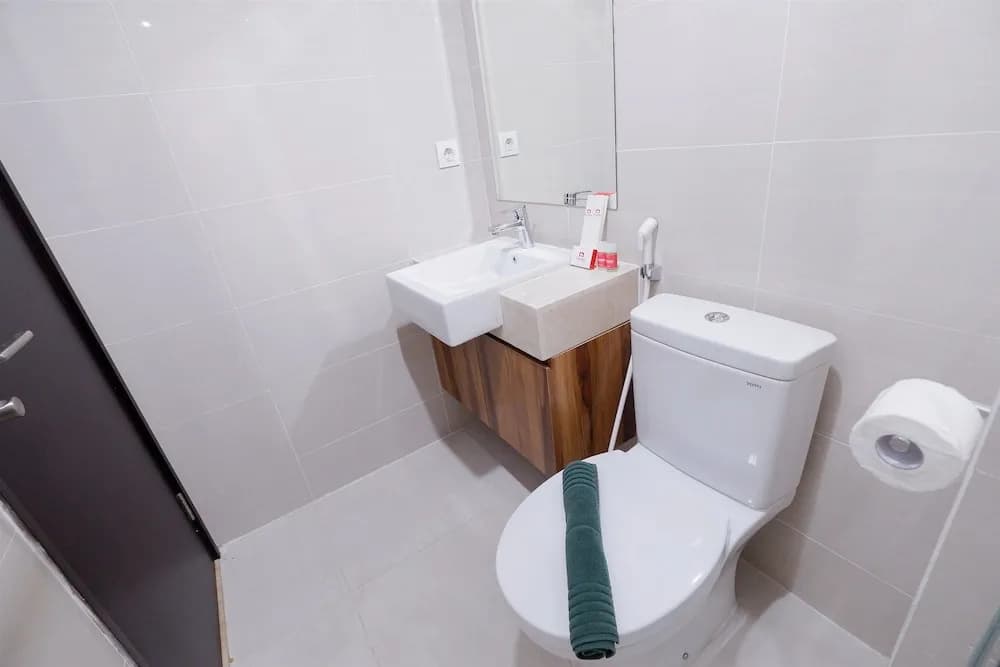 Comfortable Studio Puri Mansion Apartment - photo 8