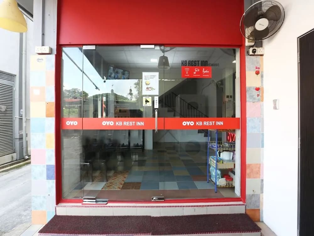 OYO 89434 KB Rest Inn - photo 14