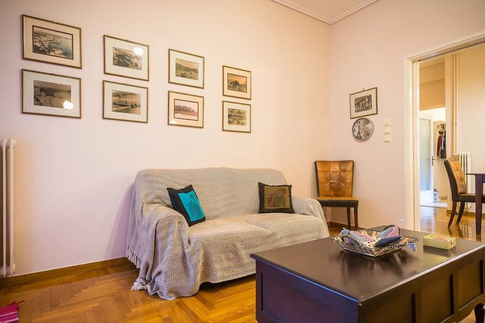 Comfortable Central Athens Flat by Cloudkeys - photo 5