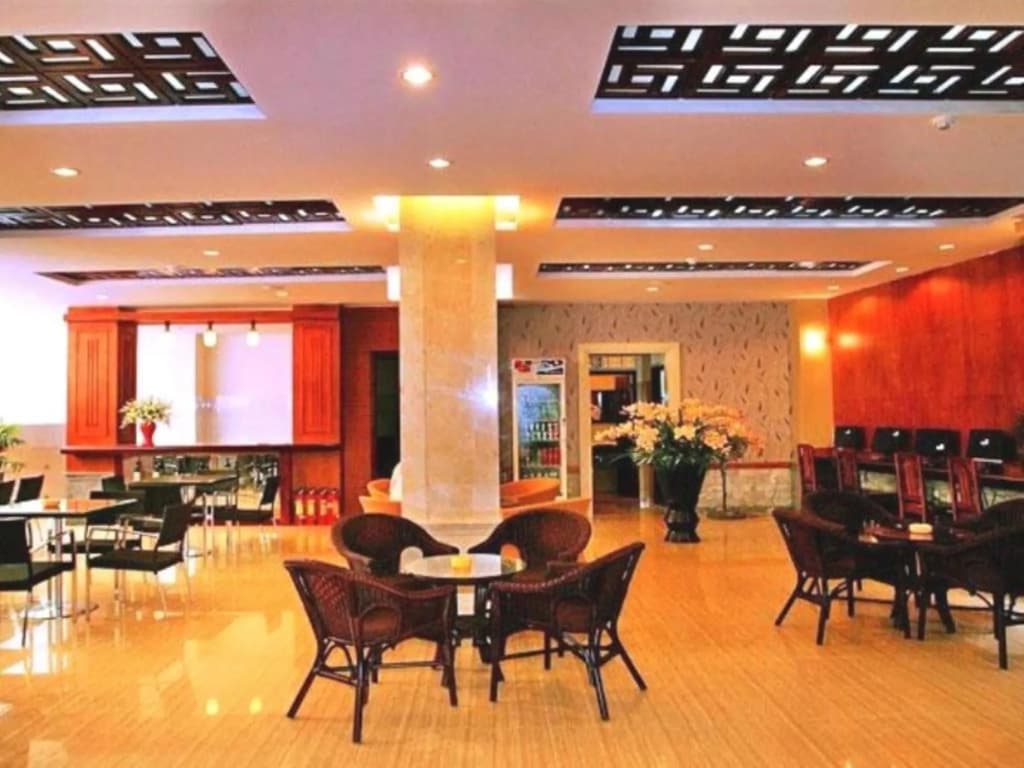 Nice Swan Hotel - photo 17