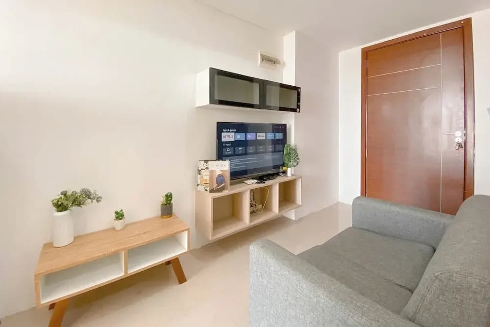 Best Choice 2Br At Apartment Vittoria Residence - photo 5