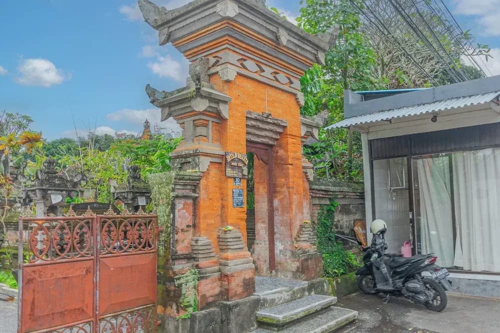 Artha Dewata Home Stay - photo 1