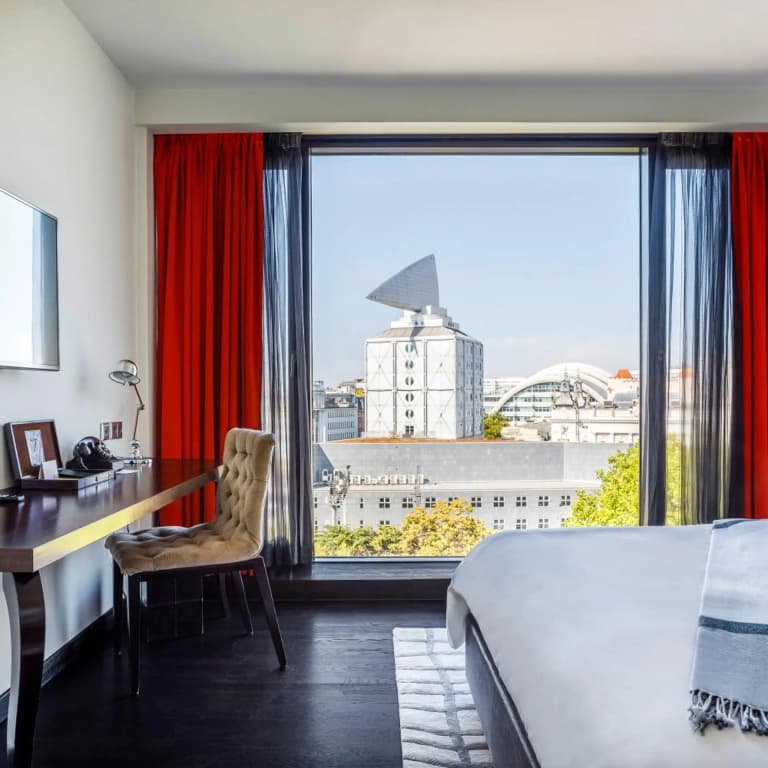 Hotel Zoo Berlin - photo 28