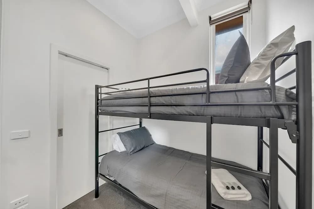 113 Hoddle - photo 5