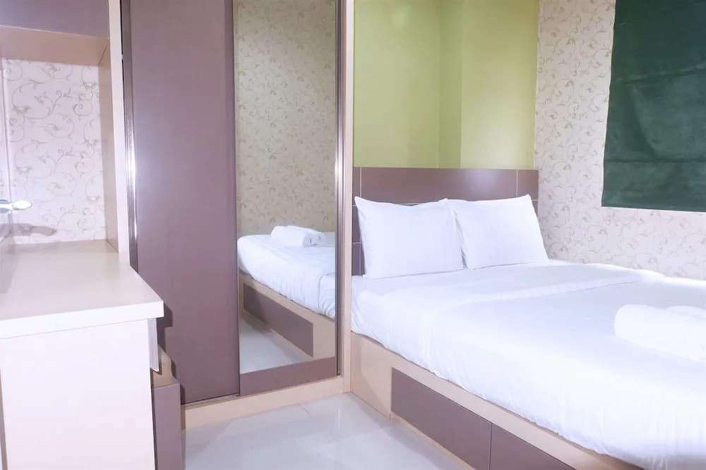 Best Price Green Pramuka Apartment - photo 5