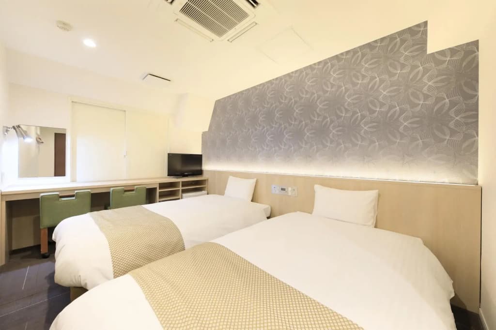 Hotel Shinjukuya - photo 17