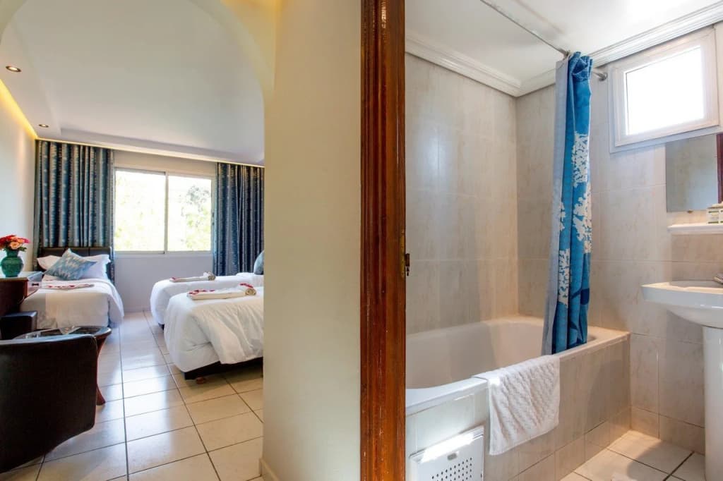 Hotel Akabar - photo 10