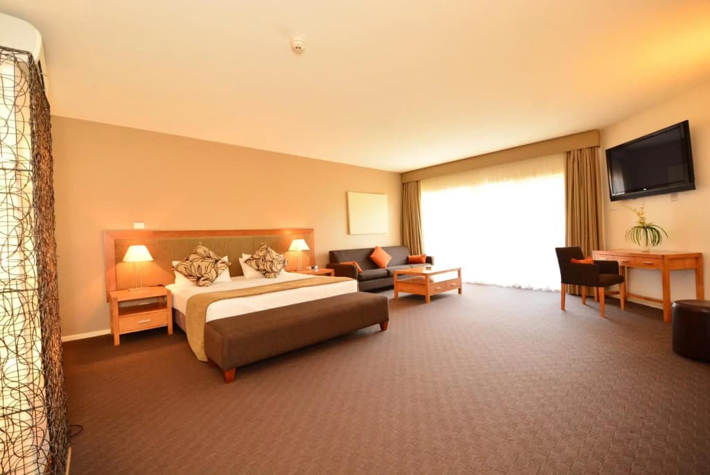 Mornington Hotel - photo 2