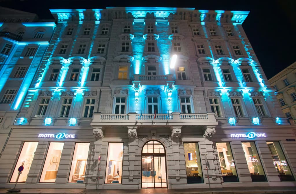 The Cloud One Wien-Staatsoper - photo 21