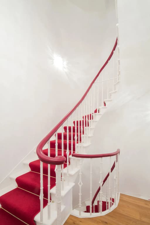 Edinburgh Castle Apartments and Suites - photo 12
