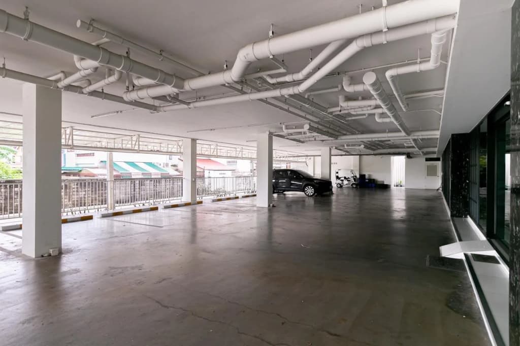 Ruan Plaisoi Apartment - photo 9