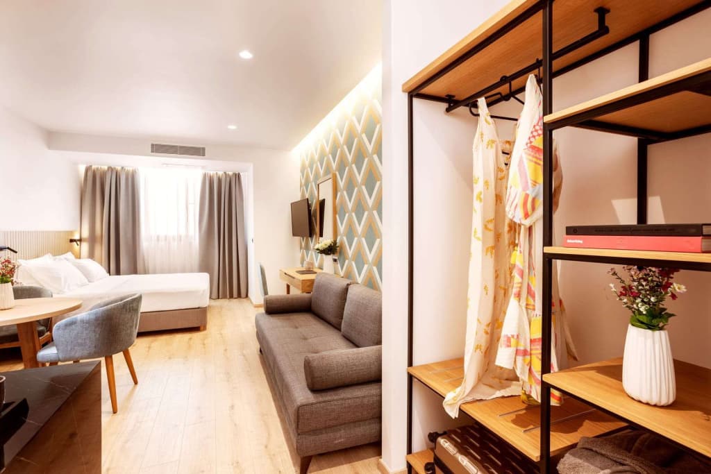 DAYS City Suites Athens - photo 12