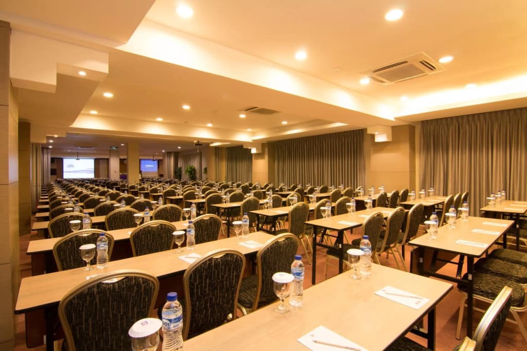 Kuta Central Park Hotel - photo 37