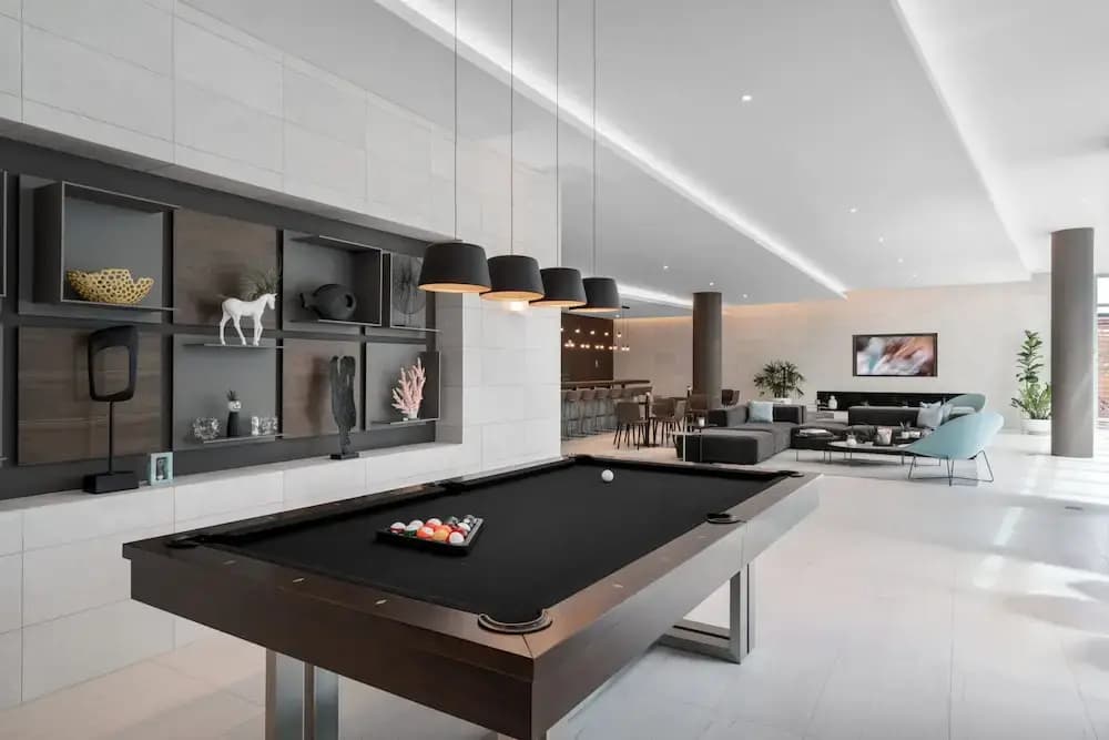 Modern Condo in Design District - photo 20